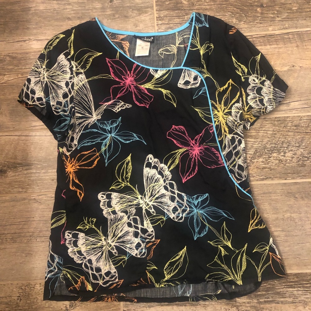 Cherokee Floral Scrub Top, Size Medium